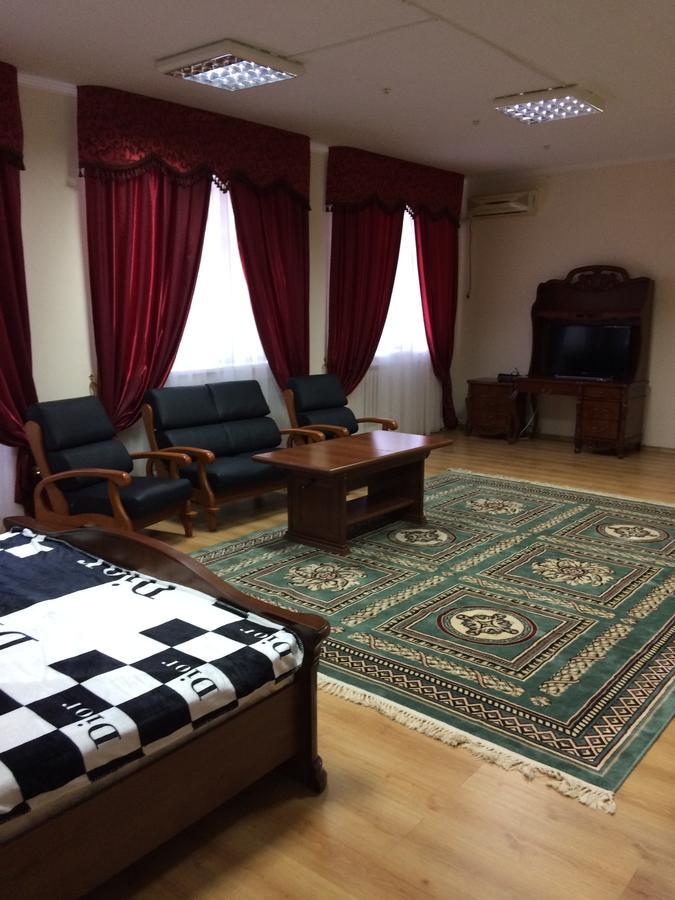 Hotel Sirdaria Kyzylorda Bagian luar foto